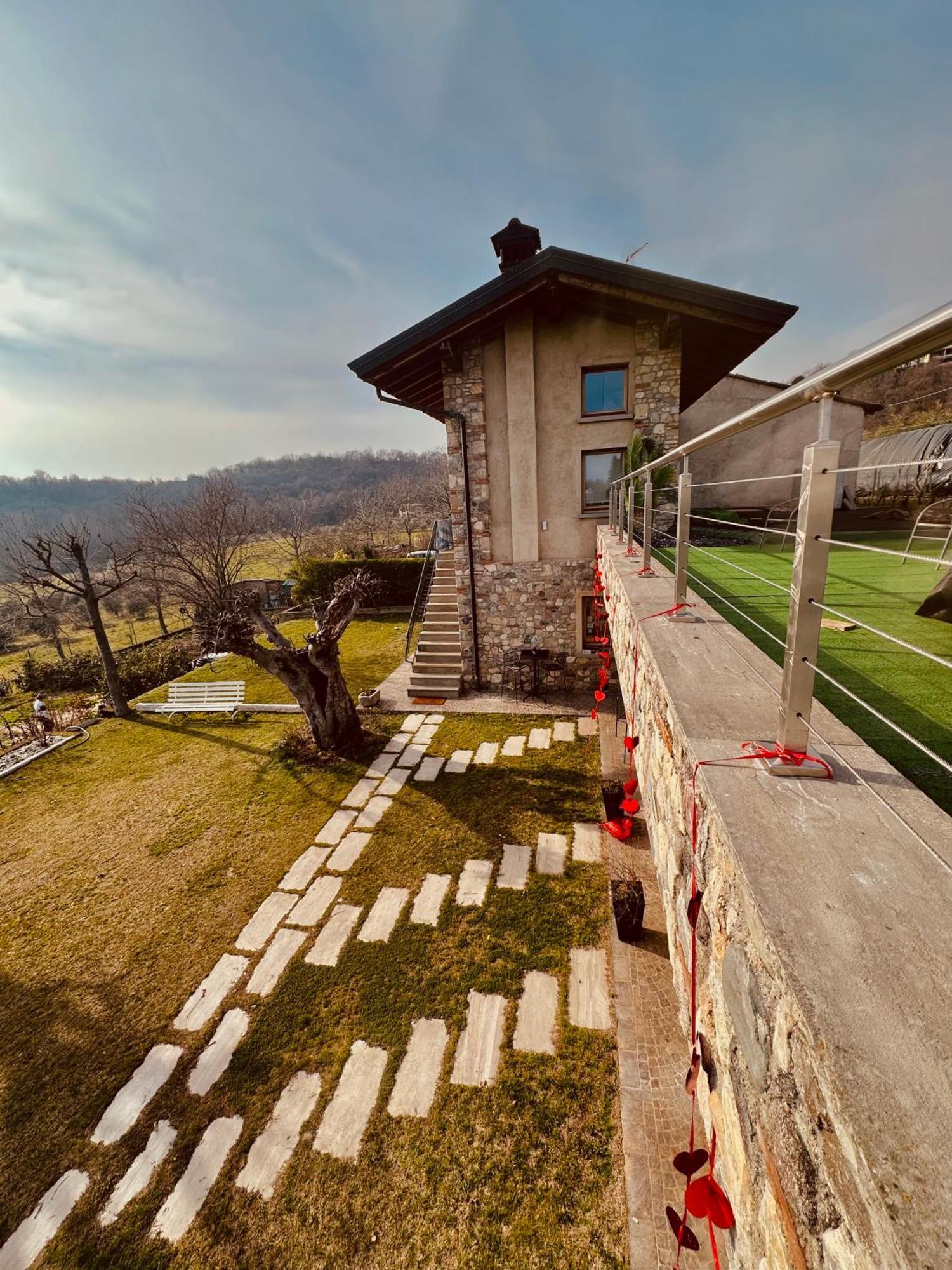 Holiday Home Sovenigo Puegnago sul Garda Exterior foto